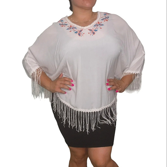 XCVI Cream Fringe Poncho Orange Embroidered V-Neck Size S - Picture 12 of 12